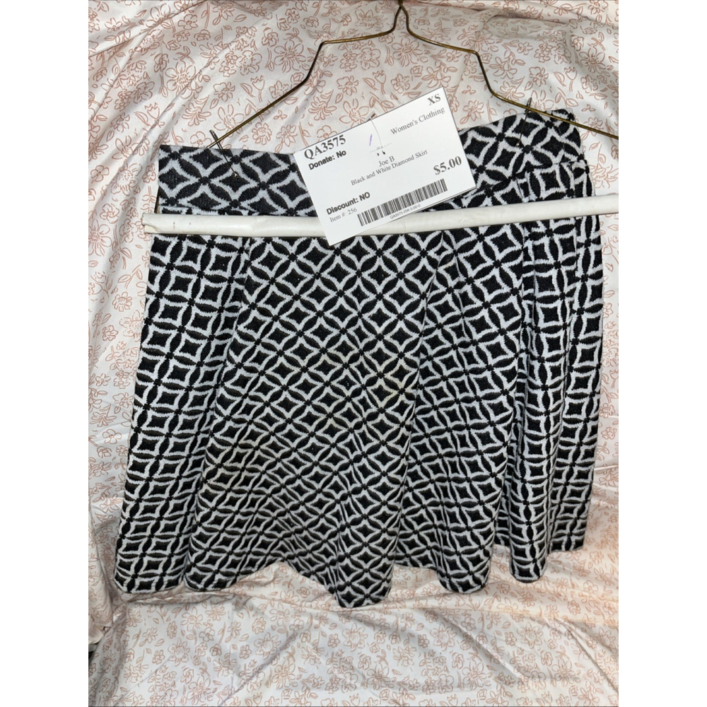 Joe B Black And White Diamond Skirt
